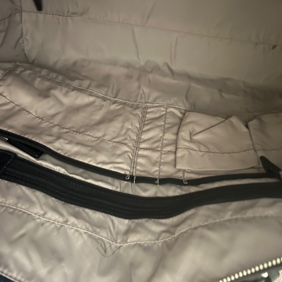 Tumi Black Tote Bag - Picture 4 of 16